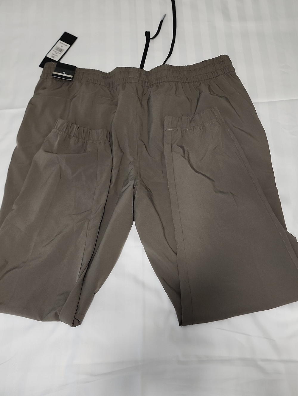 Men's Elastic Drawstring Joggers in Taupe - Picture 5 of 7